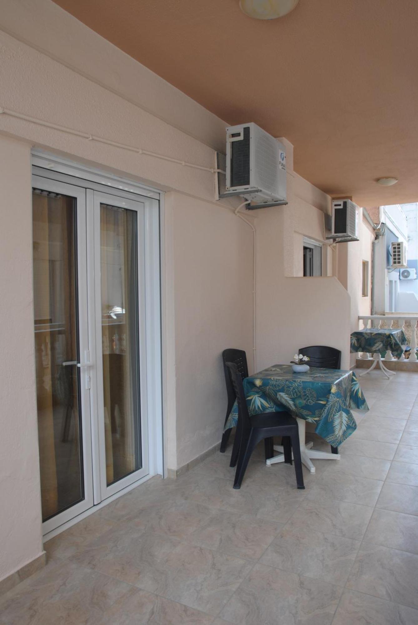 Light Blue Paralia Apartments Exterior foto